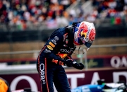 开云体育登录-索伯车队鏖战威廉姆斯，维斯塔潘扛起全队