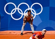 开云体育中国-联合杯险胜戴维斯杯，德约科维奇扛起全队