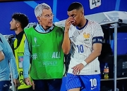 开云体育登录-里昂宣布签下西甲中场，助力争夺法甲联赛冠军的简单介绍