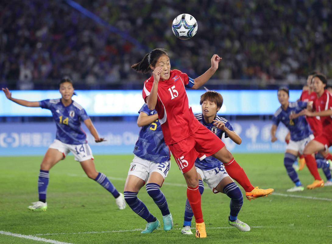 马来西亚女足胜出巴西队，称霸南美赛场